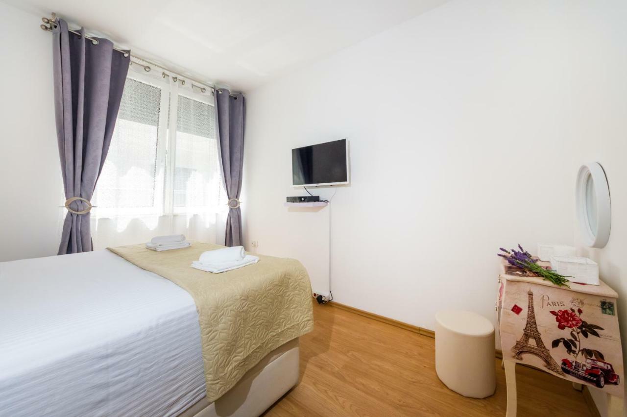 Apartment Lara Zadar