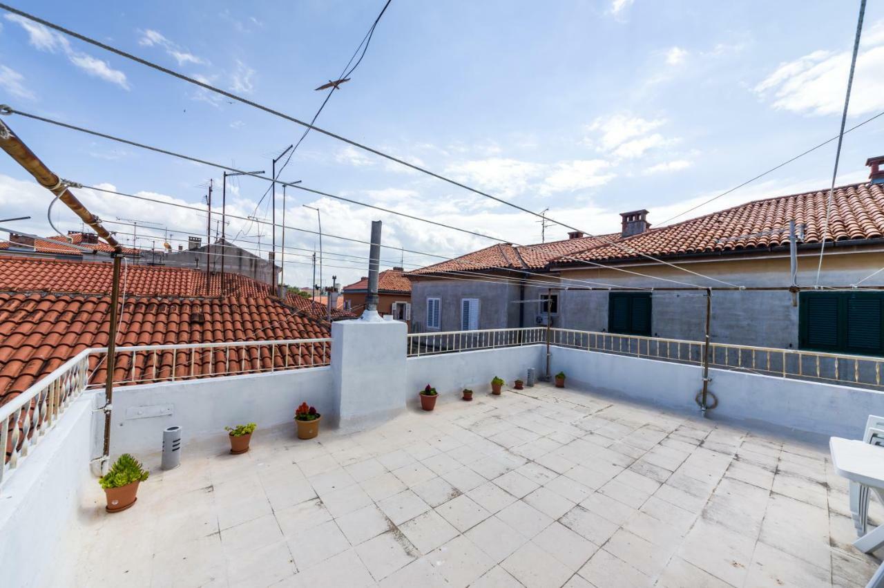 Lara Apartament